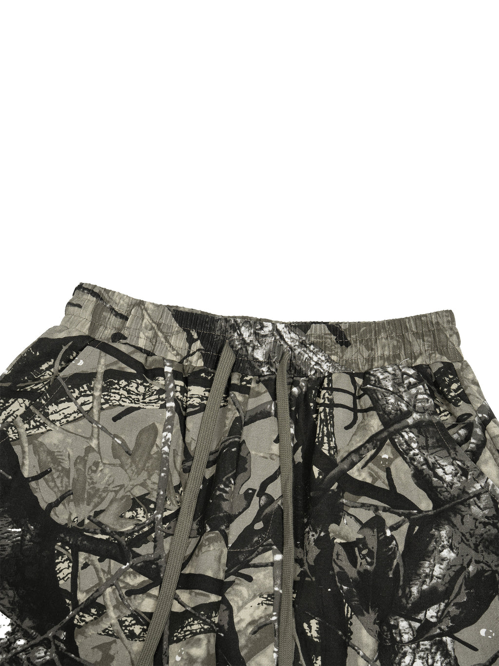 Verse&Vogue | Unisex Tree Camo Barrel Leg Pants