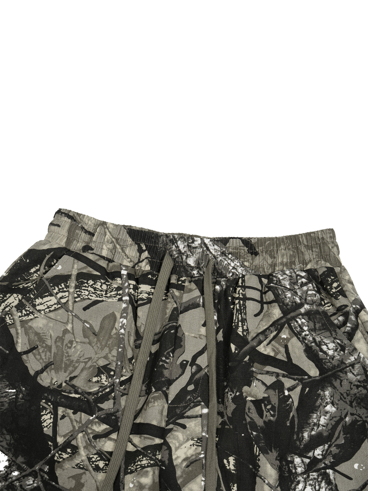 Verse&Vogue | Unisex Tree Camo Barrel Leg Pants